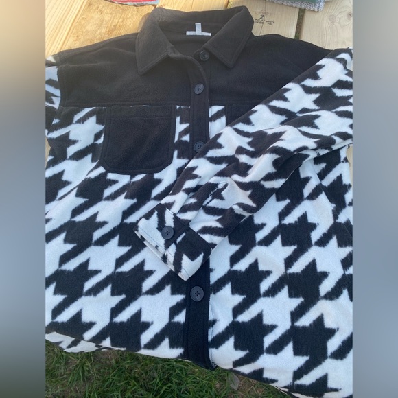 Maurices Tops - Black And White Shacket